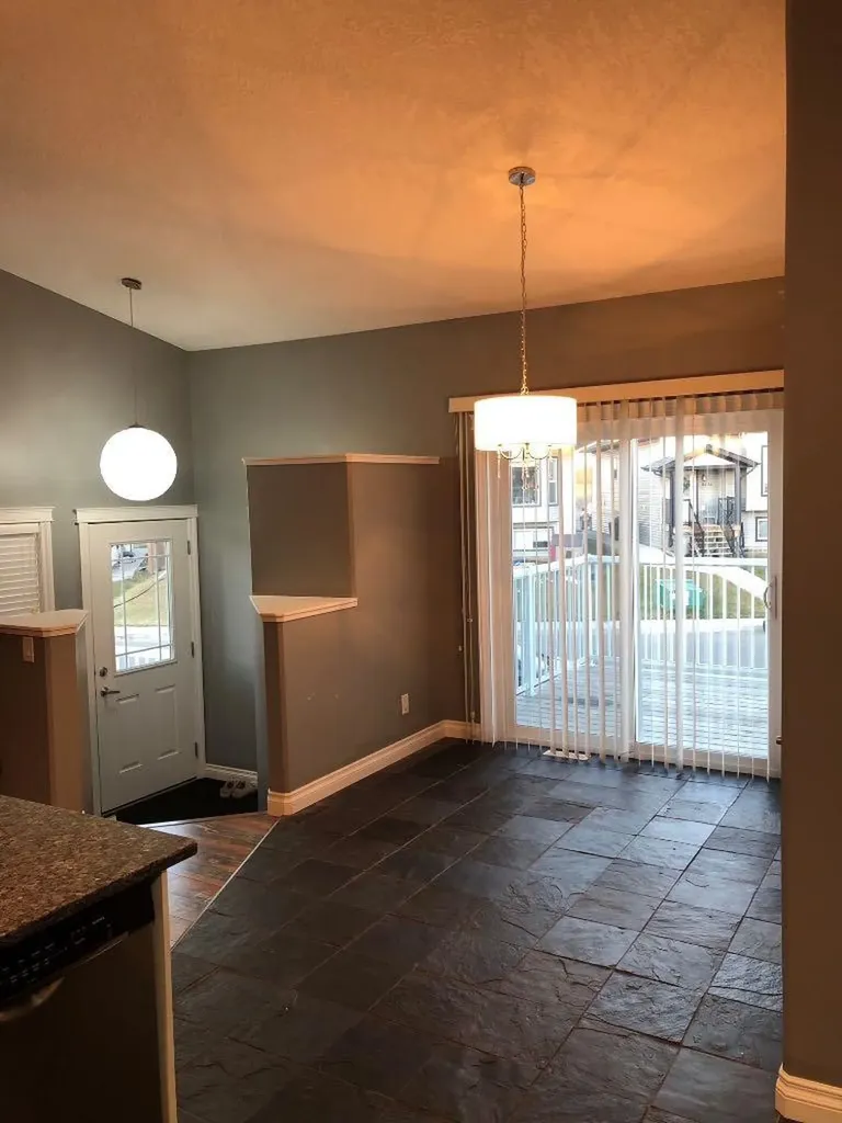 8453 102 Avenue Grande Prairie AB T8X 0N7