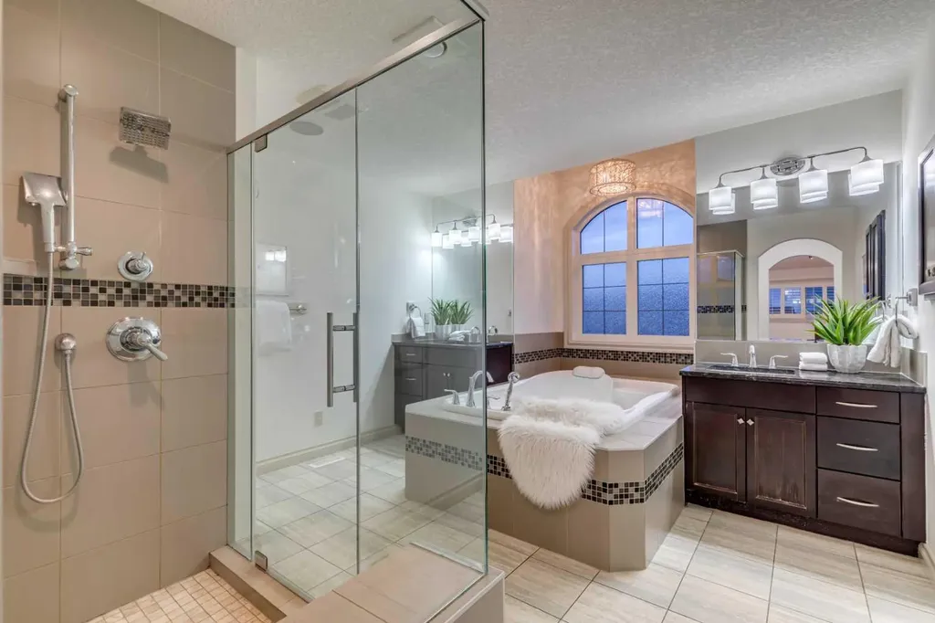 151 Mahogany Bay SE Calgary AB T3M 0Y2