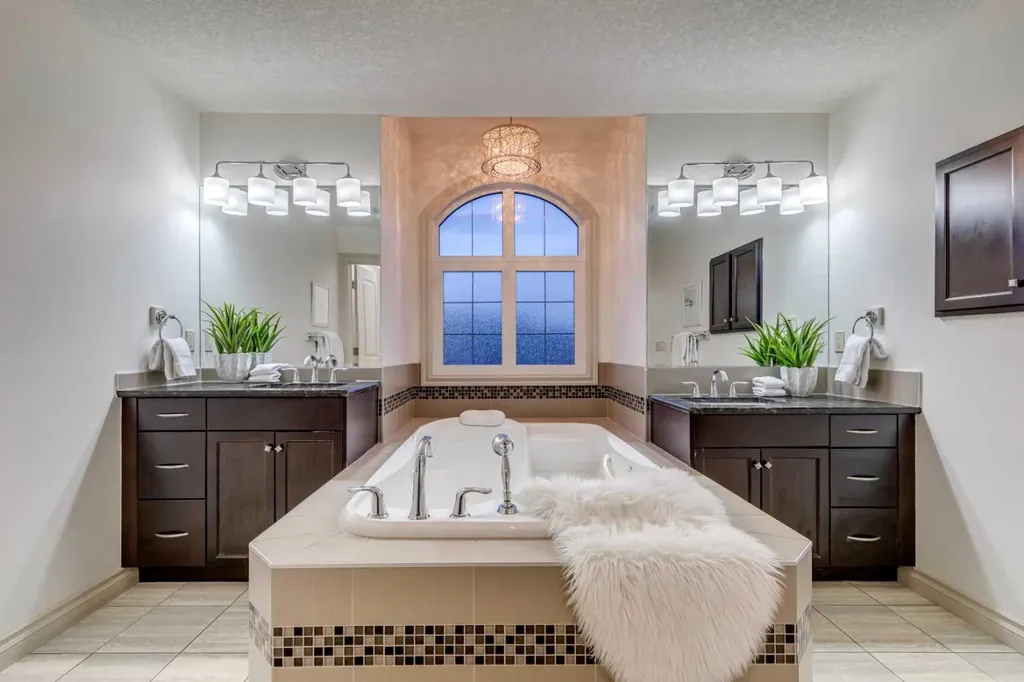 151 Mahogany Bay SE Calgary AB T3M 0Y2