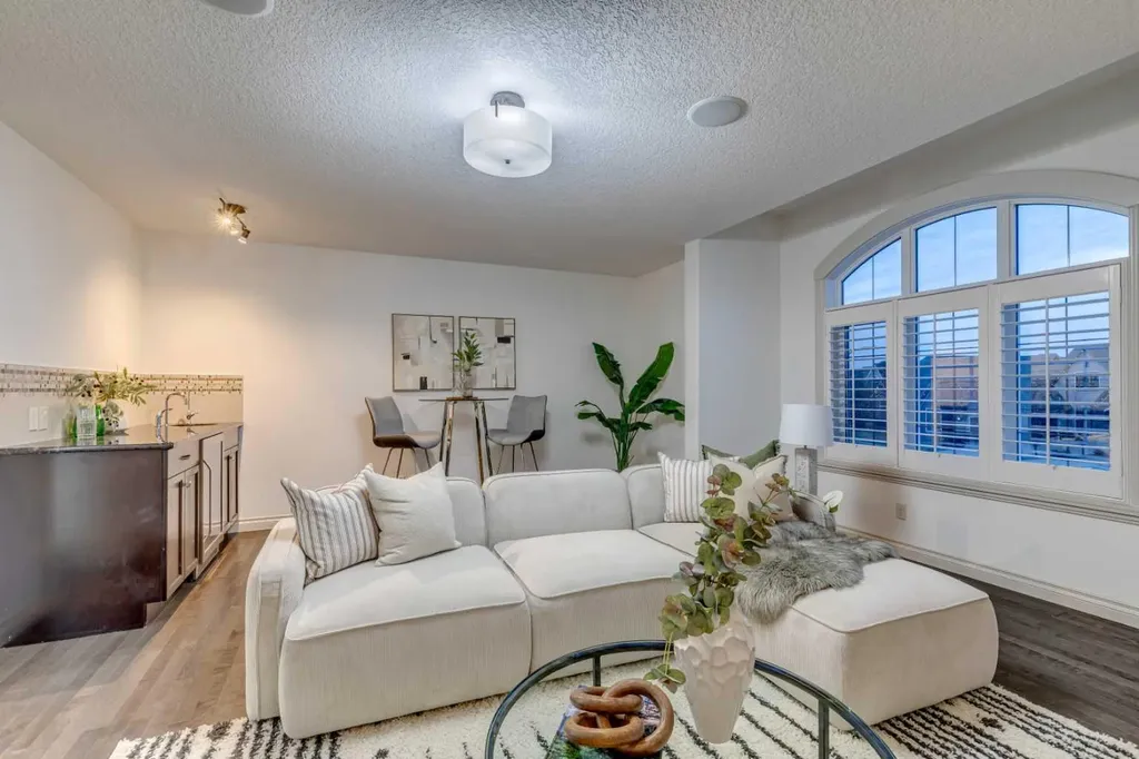 151 Mahogany Bay SE Calgary AB T3M 0Y2
