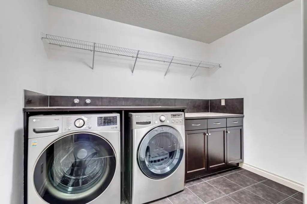 151 Mahogany Bay SE Calgary AB T3M 0Y2