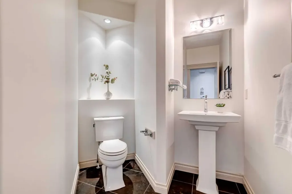 151 Mahogany Bay SE Calgary AB T3M 0Y2
