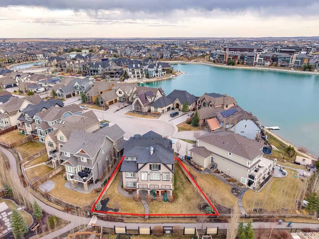 151 Mahogany Bay SE Calgary AB T3M 0Y2