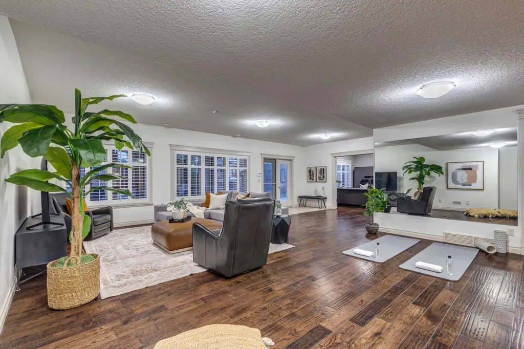 151 Mahogany Bay SE Calgary AB T3M 0Y2