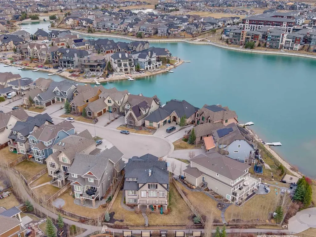 151 Mahogany Bay SE Calgary AB T3M 0Y2