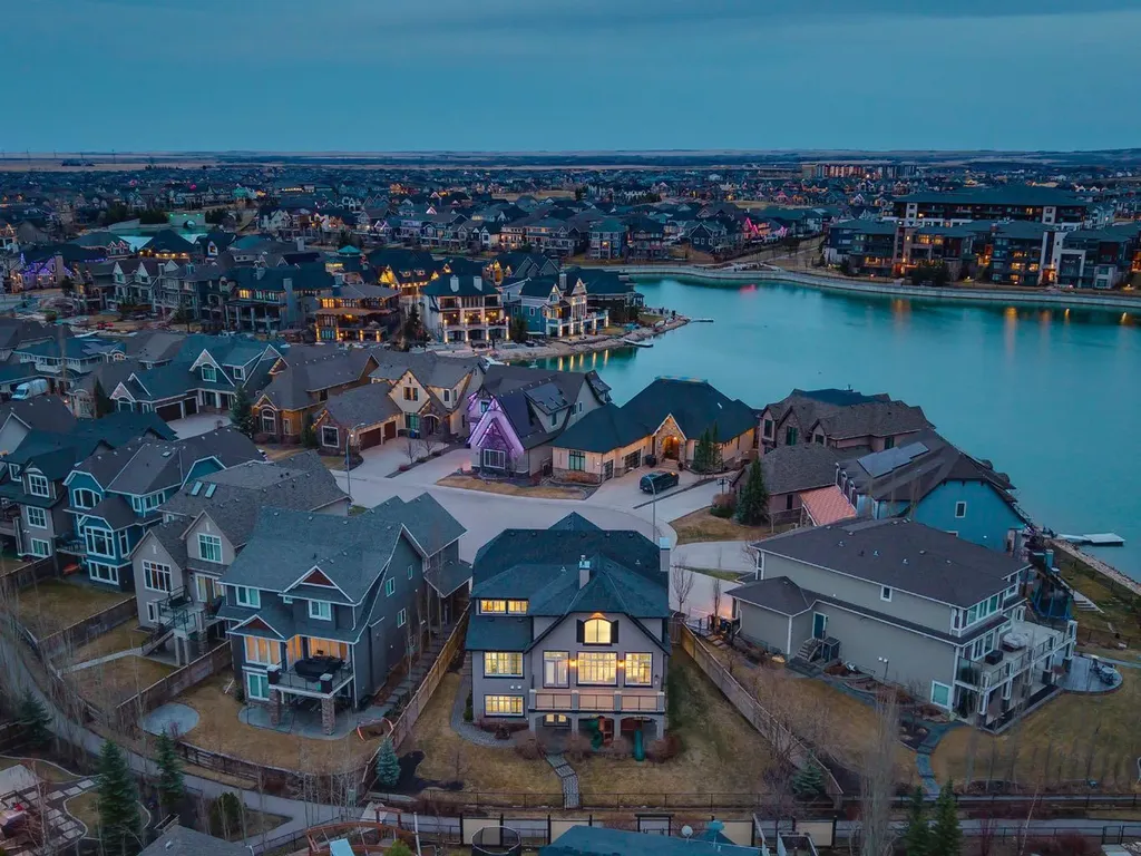 151 Mahogany Bay SE Calgary AB T3M 0Y2