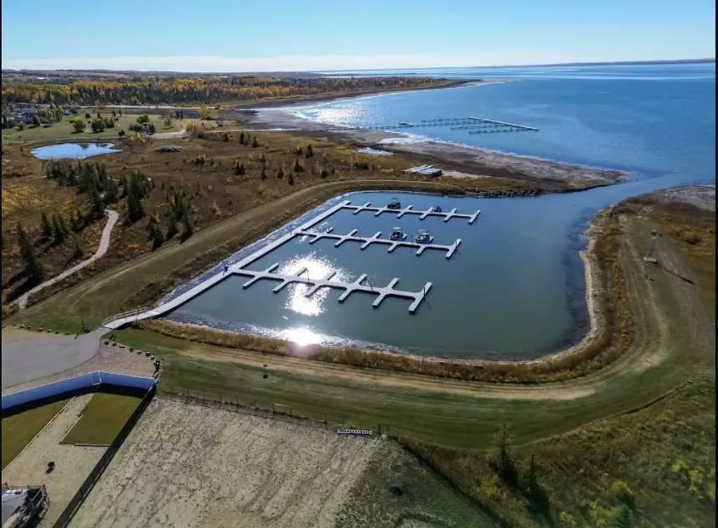 10032 Township Road 422 Rural Ponoka County AB t4J 1v9