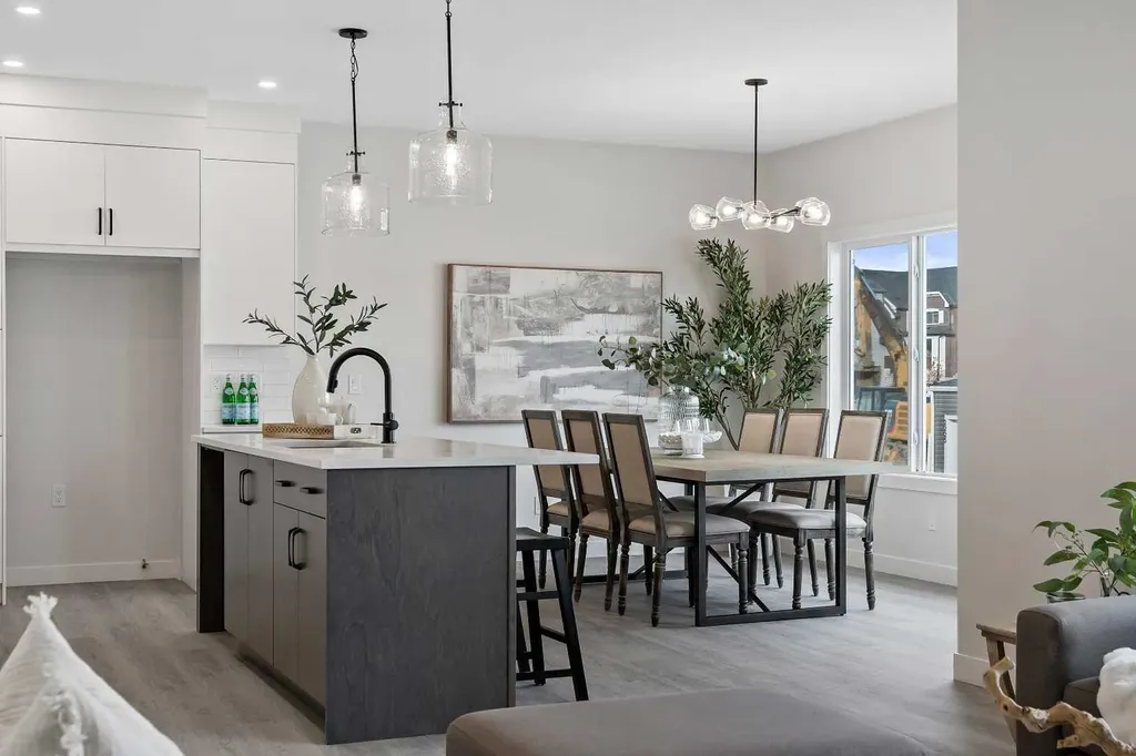 470 Baywater Green Airdrie AB T4B0A9