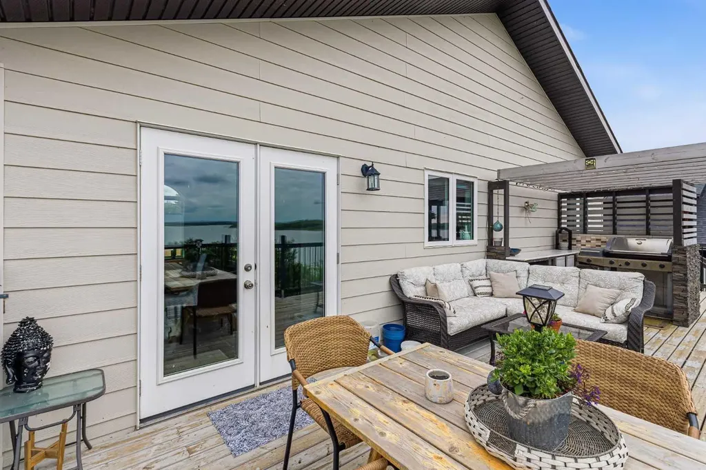 102 Hill Avenue Greenstreet SK S0M 0W0