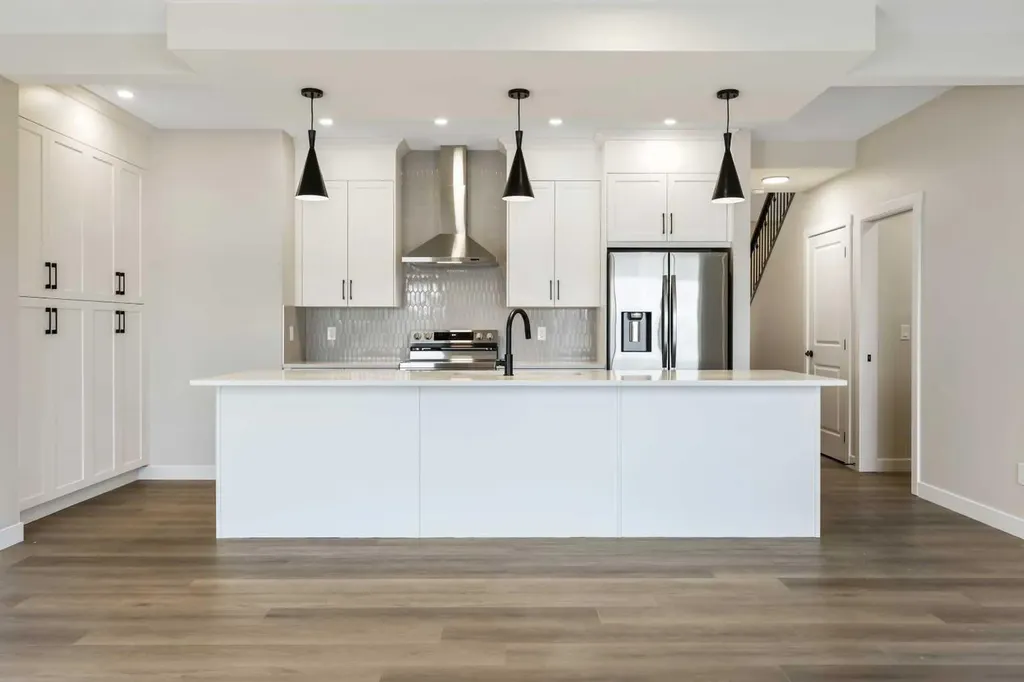 825 Baywater Place SW Airdrie AB T4B3V3