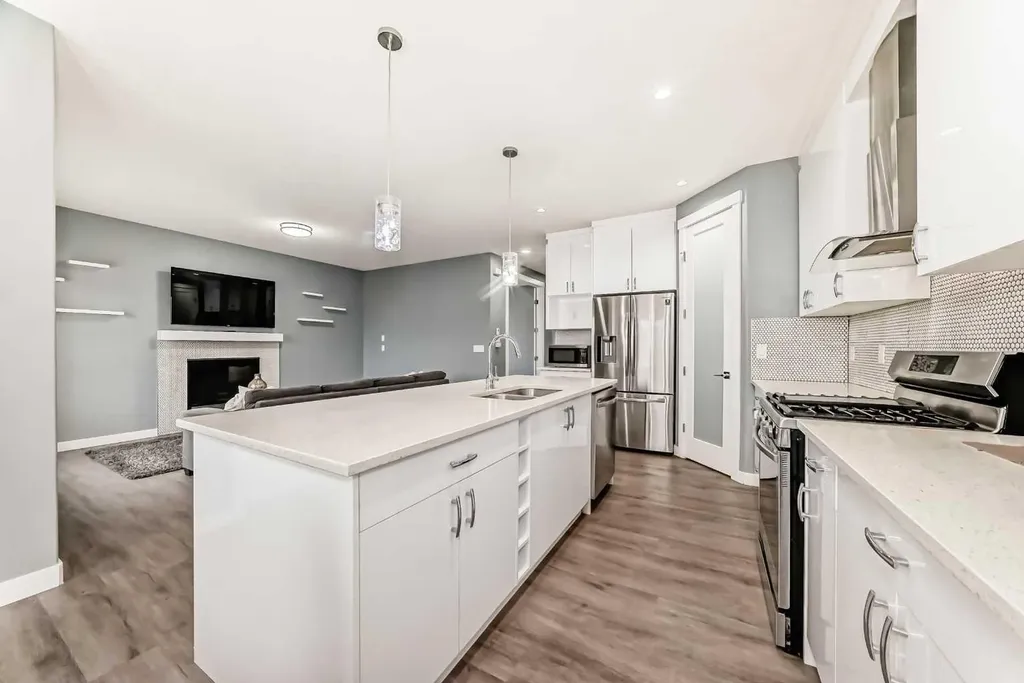 753 Edgefield Crescent Strathmore AB T1P 1H5
