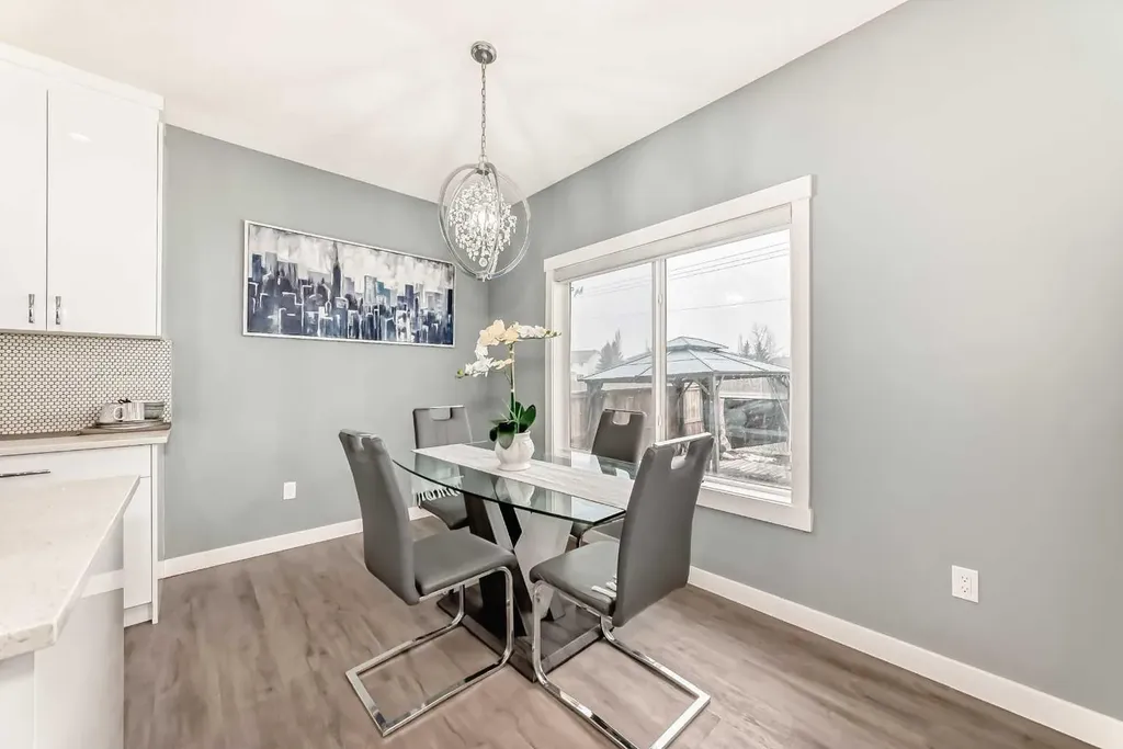 753 Edgefield Crescent Strathmore AB T1P 1H5
