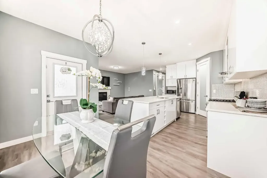 753 Edgefield Crescent Strathmore AB T1P 1H5