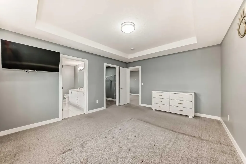 753 Edgefield Crescent Strathmore AB T1P 1H5