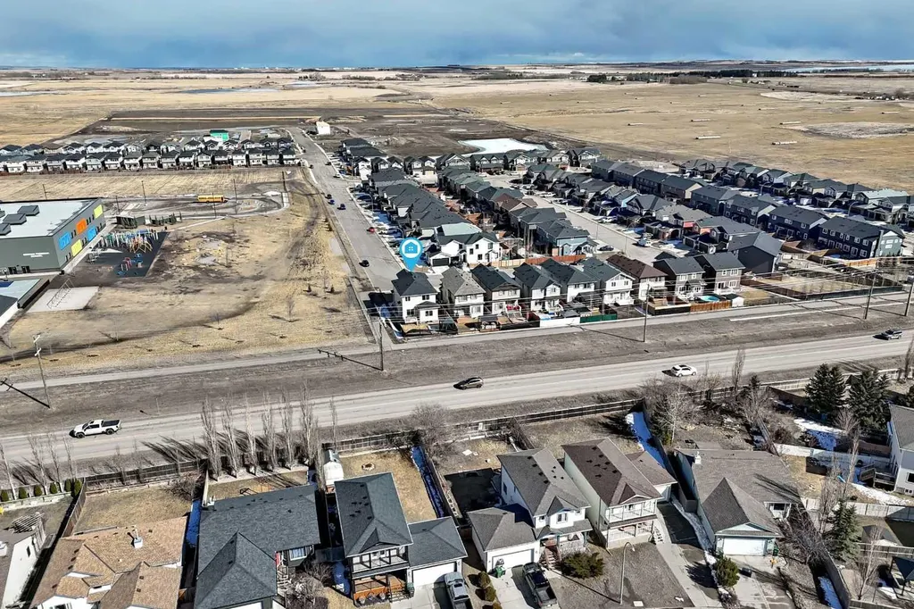 753 Edgefield Crescent Strathmore AB T1P 1H5