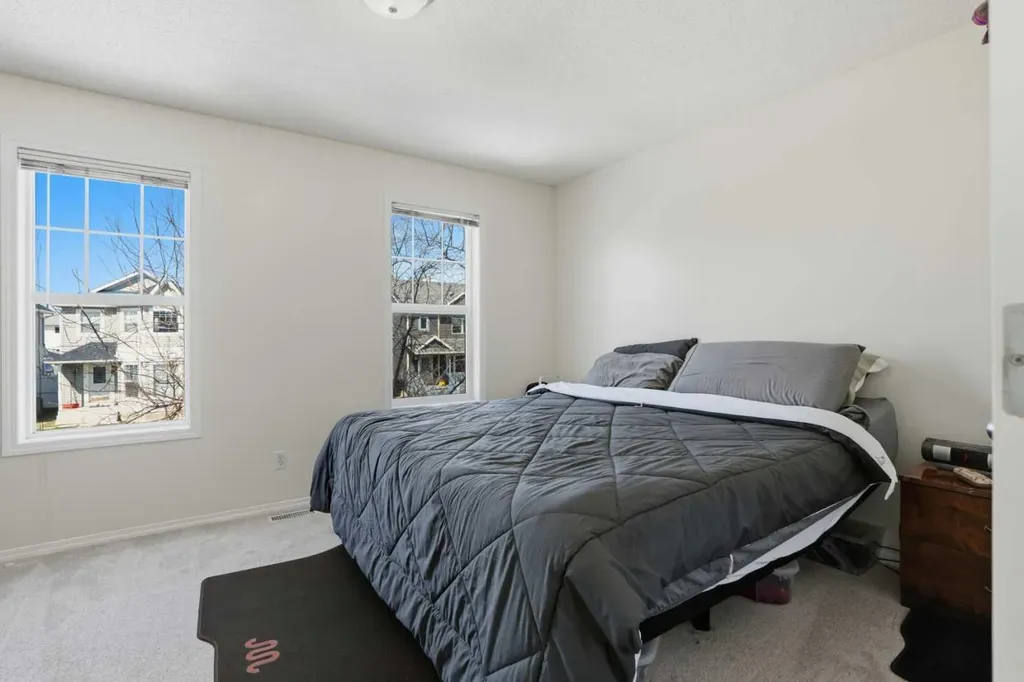155 Tarington Green NE Calgary AB T3J 3X3