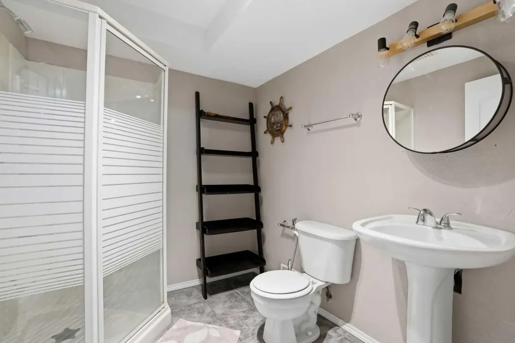155 Tarington Green NE Calgary AB T3J 3X3