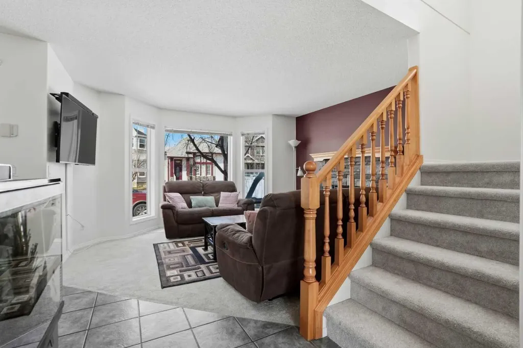 155 Tarington Green NE Calgary AB T3J 3X3