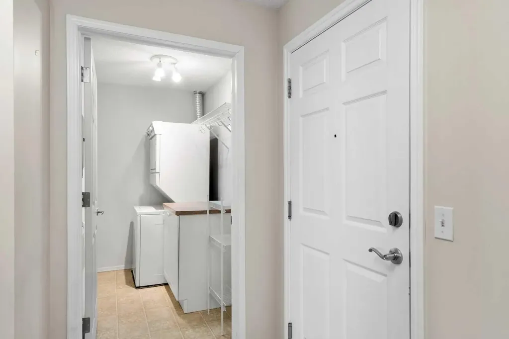 928 Arbour Lake Road NW Calgary AB T3G 5T2
