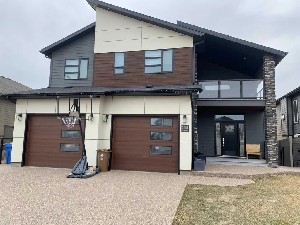 5402 43 Street Taber AB T1G0E2