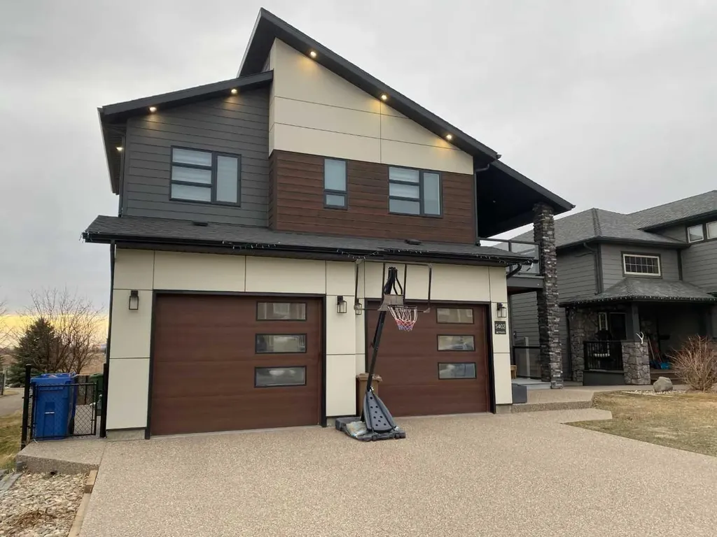 5402 43 Street Taber AB T1G0E2
