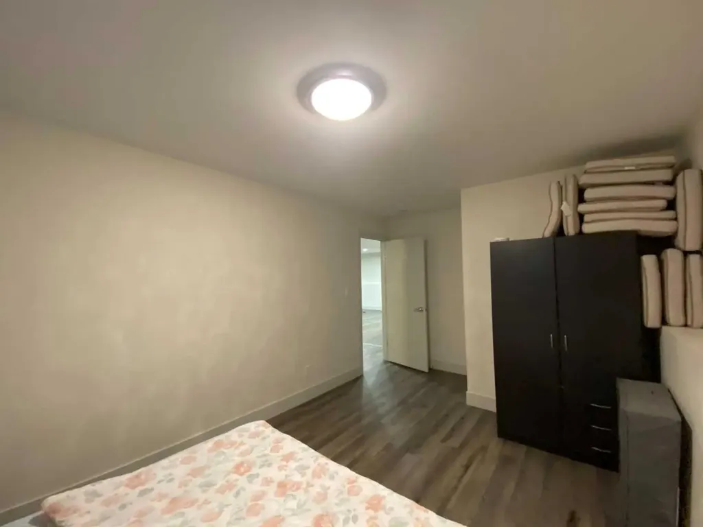 5402 43 Street Taber AB T1G0E2
