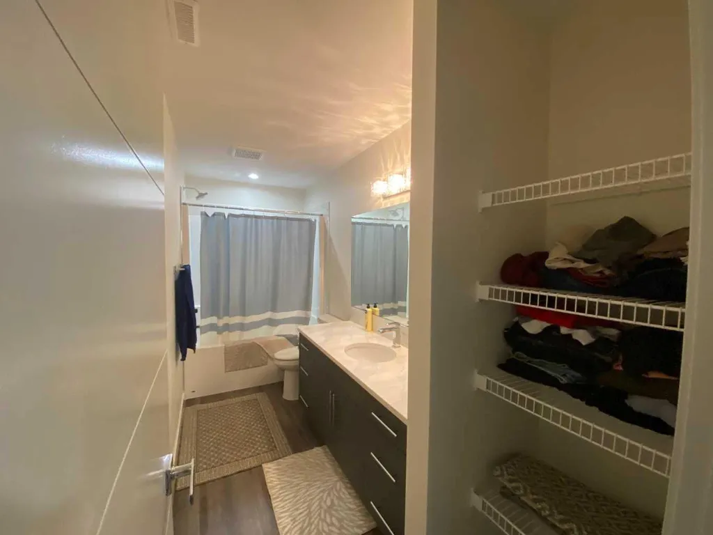 5402 43 Street Taber AB T1G0E2