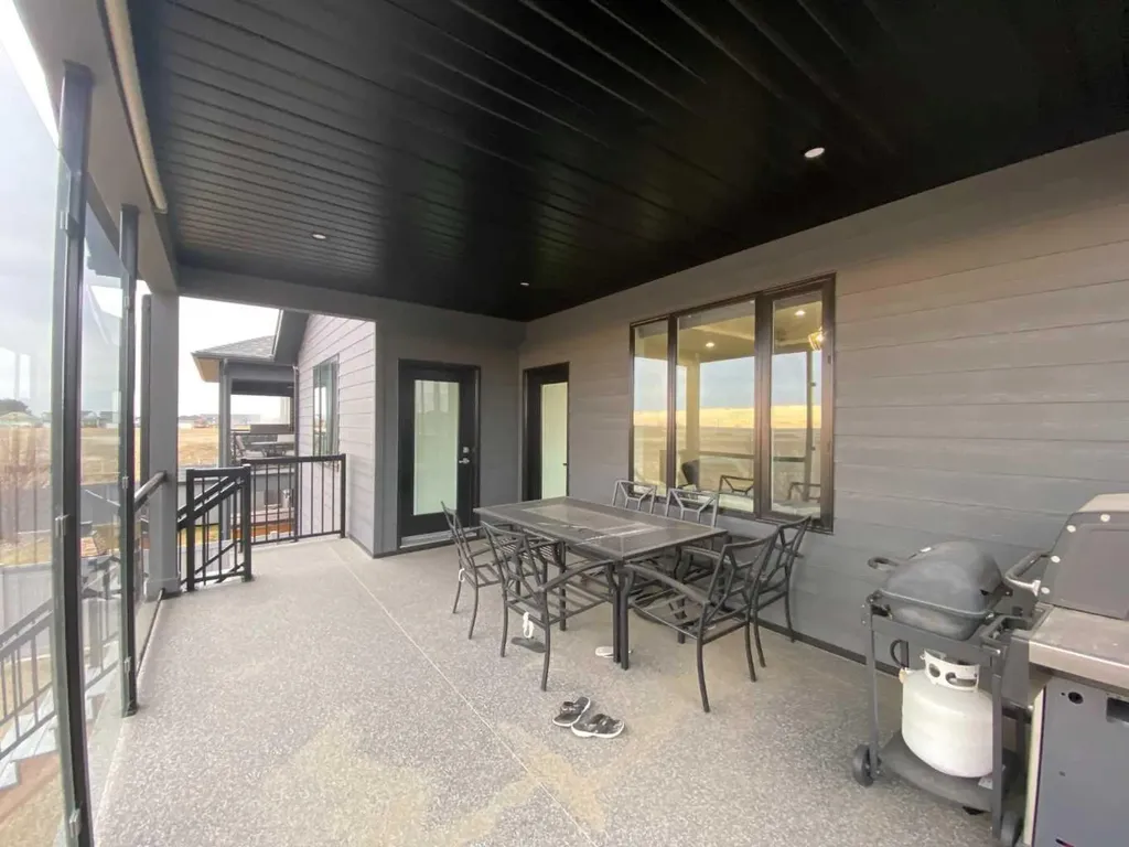 5402 43 Street Taber AB T1G0E2
