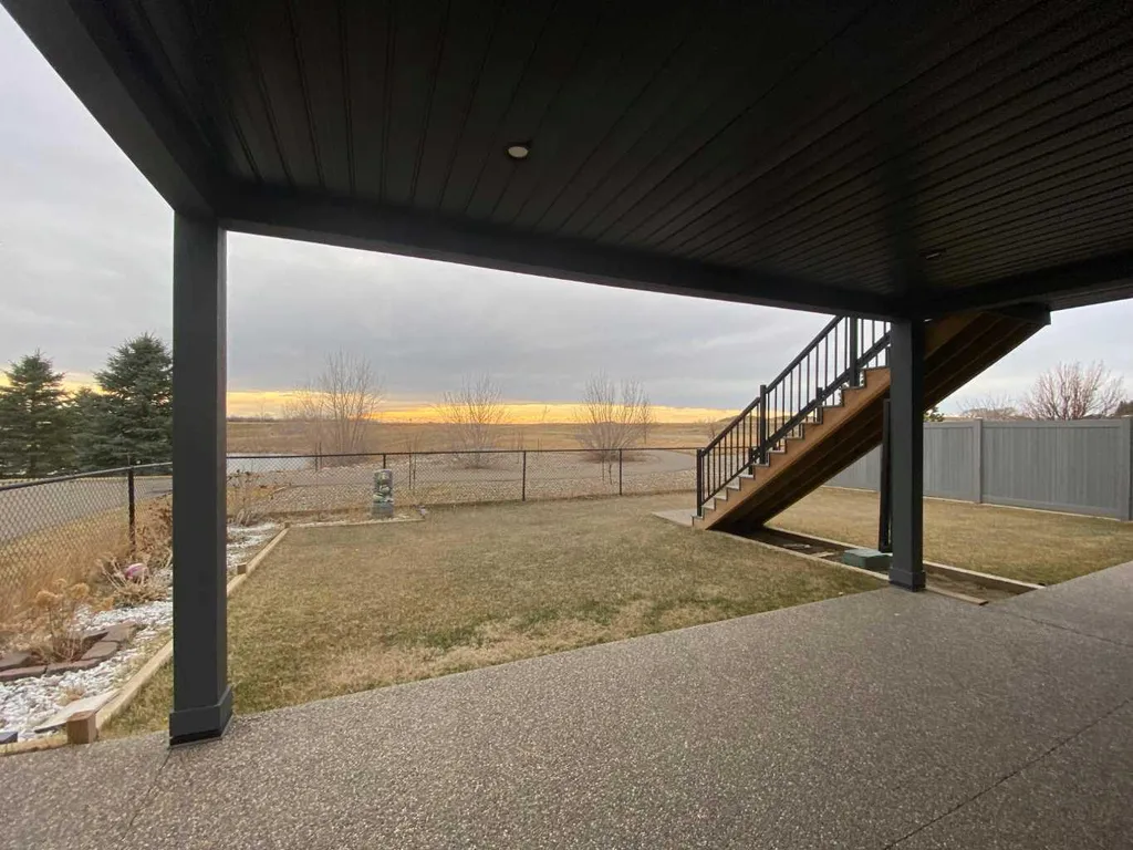 5402 43 Street Taber AB T1G0E2
