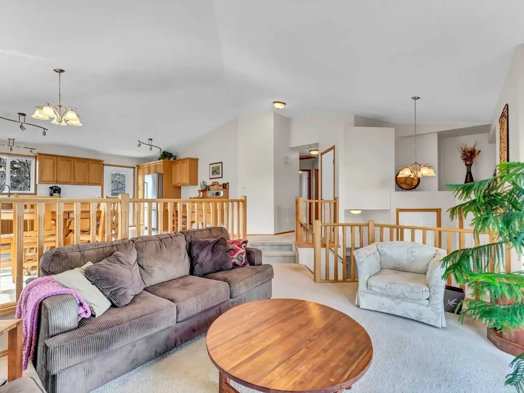 99 Greystone Close Brooks AB T1R1M1