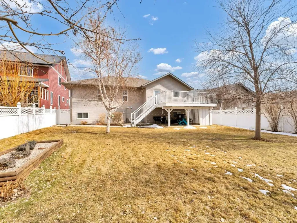 99 Greystone Close Brooks AB T1R1M1