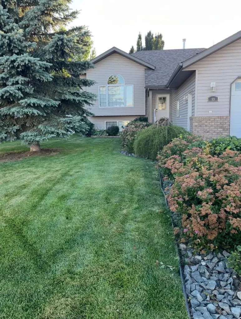 99 Greystone Close Brooks AB T1R1M1