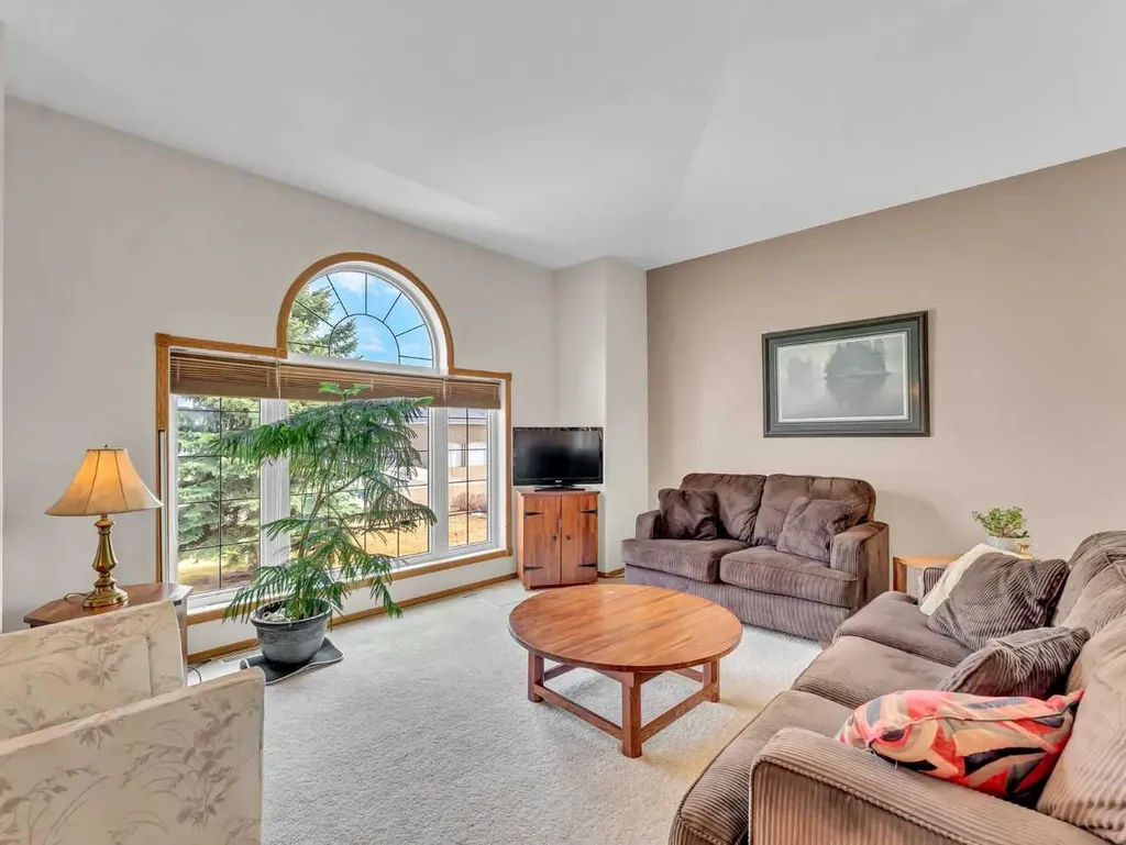 99 Greystone Close Brooks AB T1R1M1