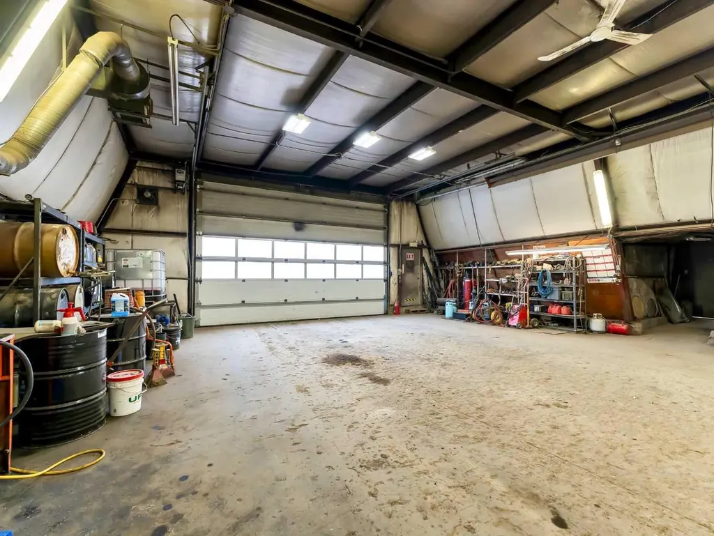 156 & 164 Charles Street Dunmore AB T1B 0K9