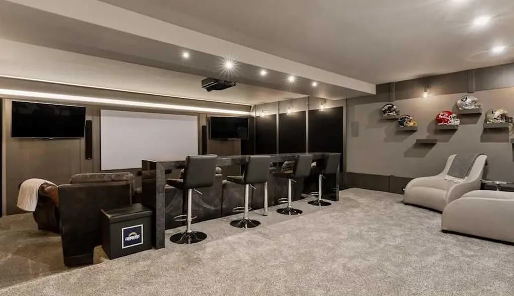934 Rideau Road SW Calgary AB T2S 0R6