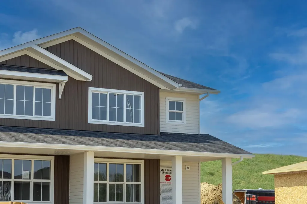51 Gray Close Sylvan Lake AB T4S 2N8