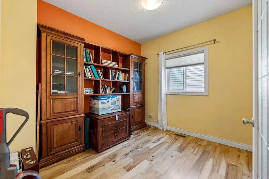 115 Kincora View NW Calgary AB T3R 1M3