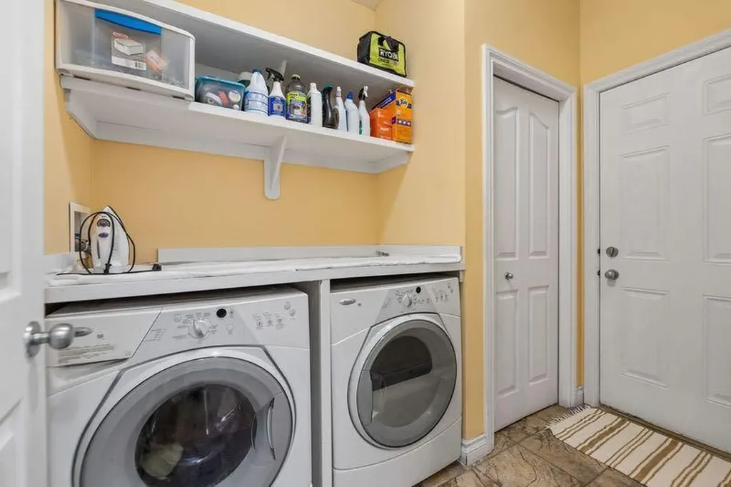 115 Kincora View NW Calgary AB T3R 1M3