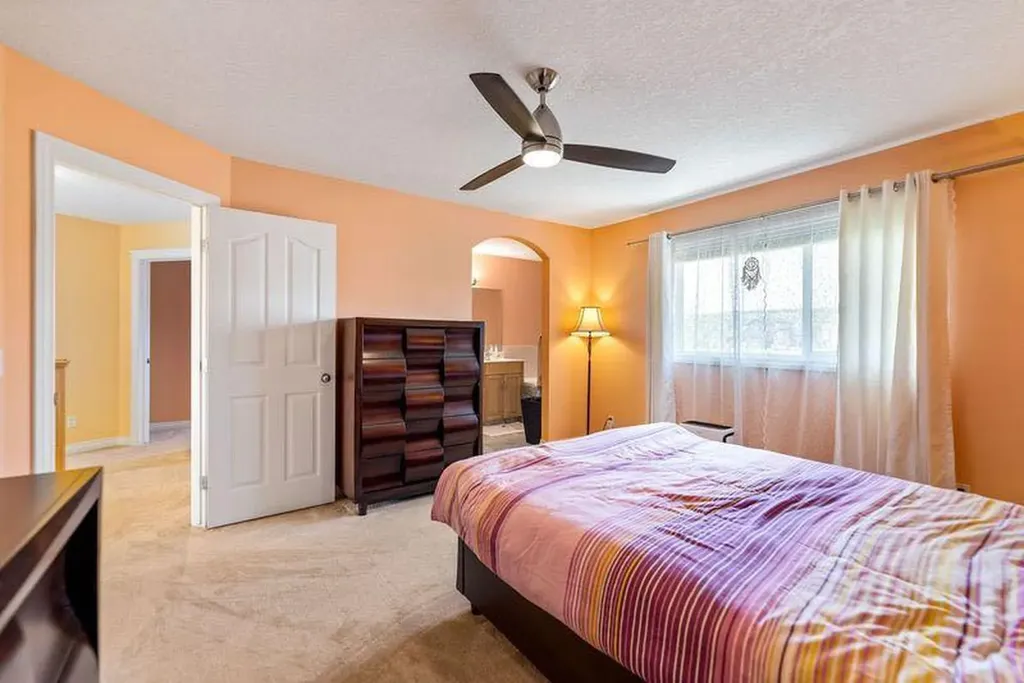 115 Kincora View NW Calgary AB T3R 1M3
