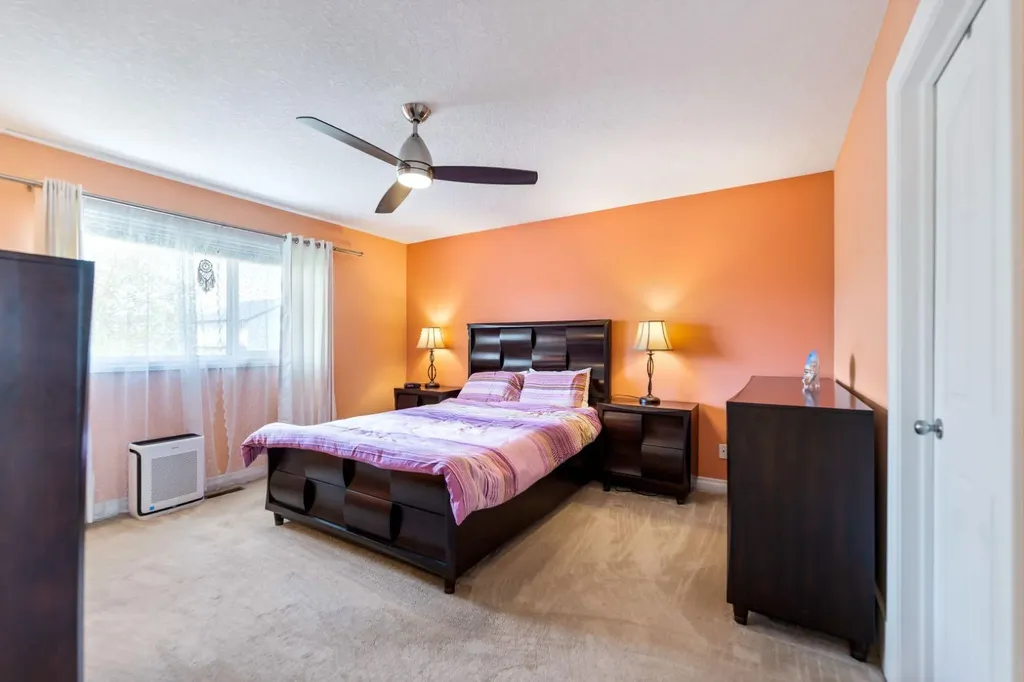 115 Kincora View NW Calgary AB T3R 1M3