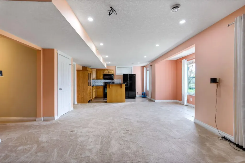 115 Kincora View NW Calgary AB T3R 1M3