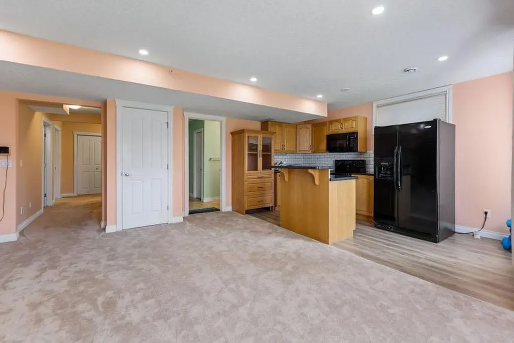 115 Kincora View NW Calgary AB T3R 1M3