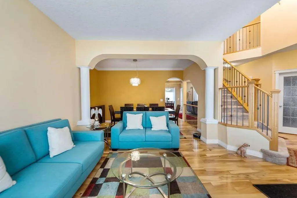 115 Kincora View NW Calgary AB T3R 1M3