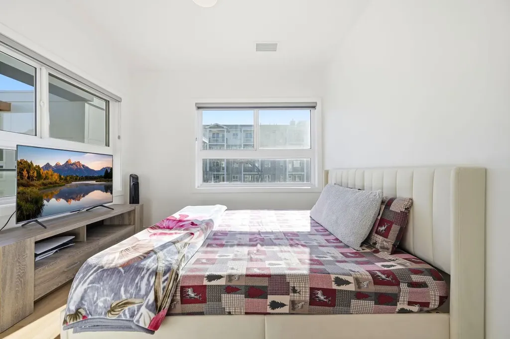 151 Skyview Bay NE Calgary AB T3N 1B6