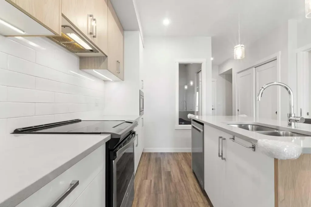 138 Sage Valley Common NW Calgary AB T3R 1X7