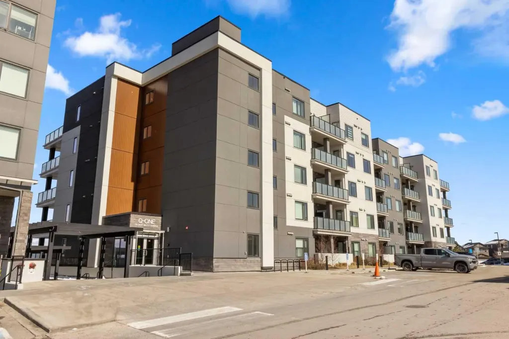 138 Sage Valley Common NW Calgary AB T3R 1X7