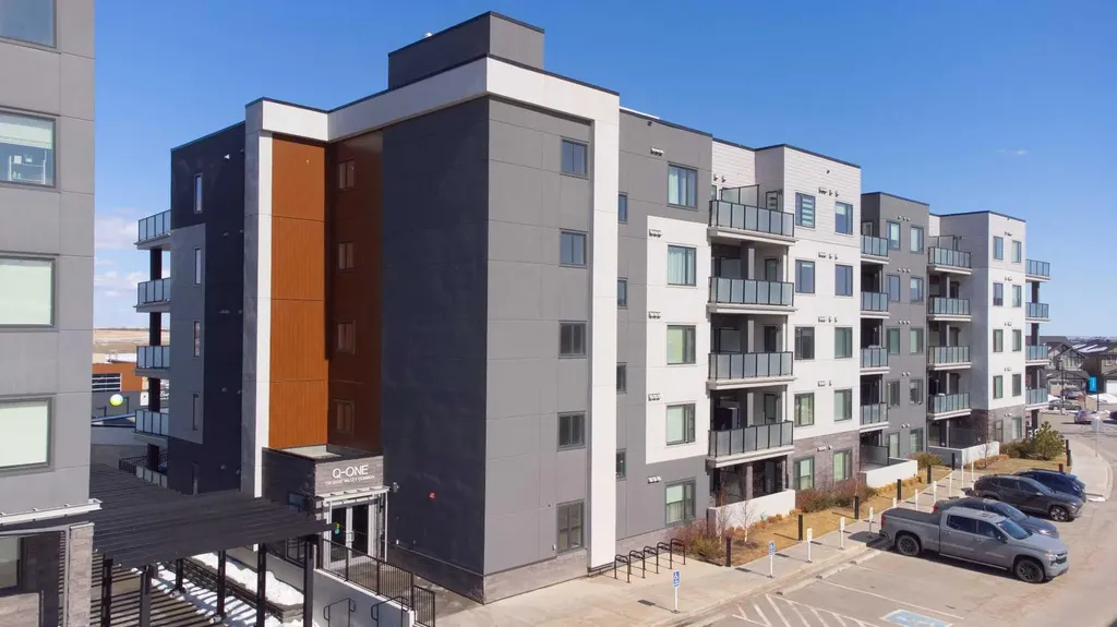 138 Sage Valley Common NW Calgary AB T3R 1X7