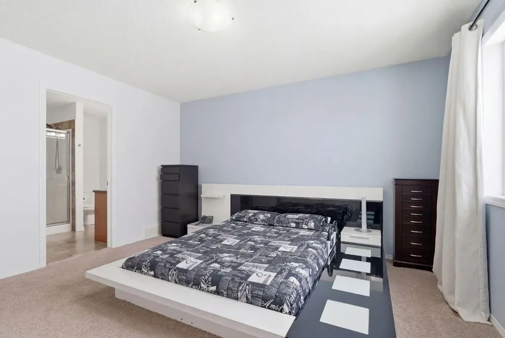512 Panatella Square NW Calgary AB T3K 0T5