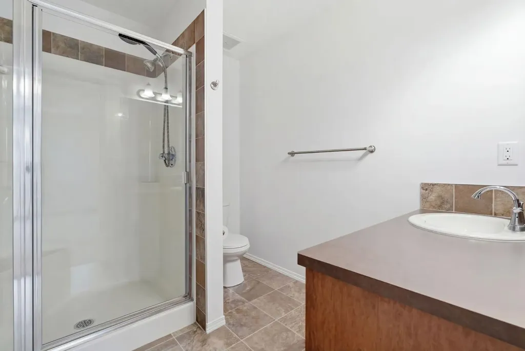 512 Panatella Square NW Calgary AB T3K 0T5