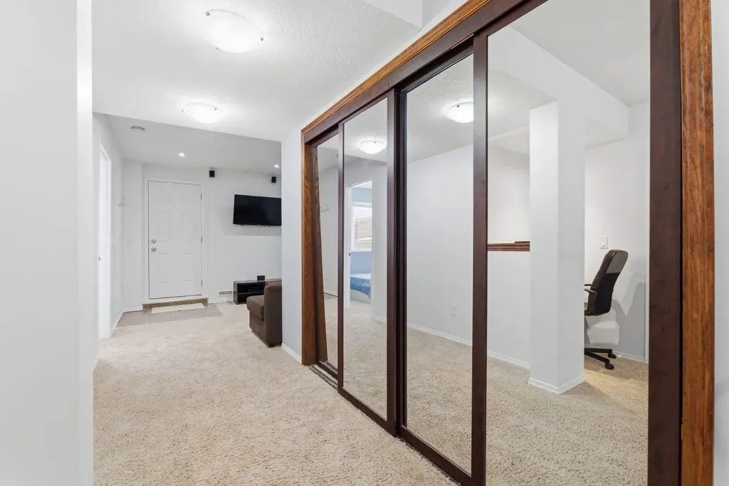 512 Panatella Square NW Calgary AB T3K 0T5